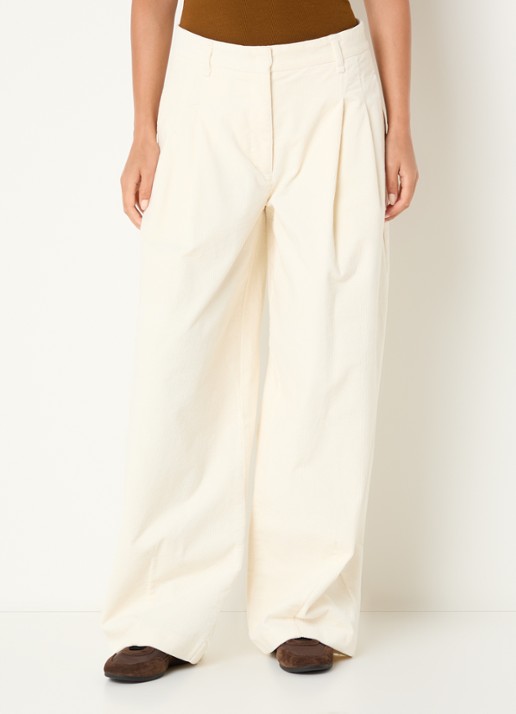 Sofie Schnoor Corlie high waist loose fit broek van corduroy - detail 4 gebroken wit