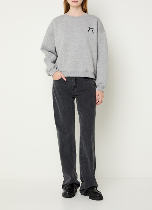 Sofie Schnoor Elis sweater met front- en backprint - voorkant 3 grijs
