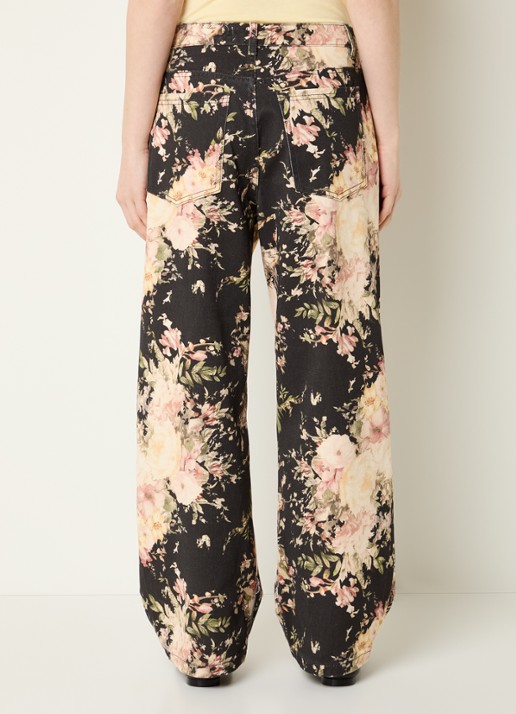 Sofie Schnoor Havanas low waist loose fit jeans met bloemenprint - achterkant zwart