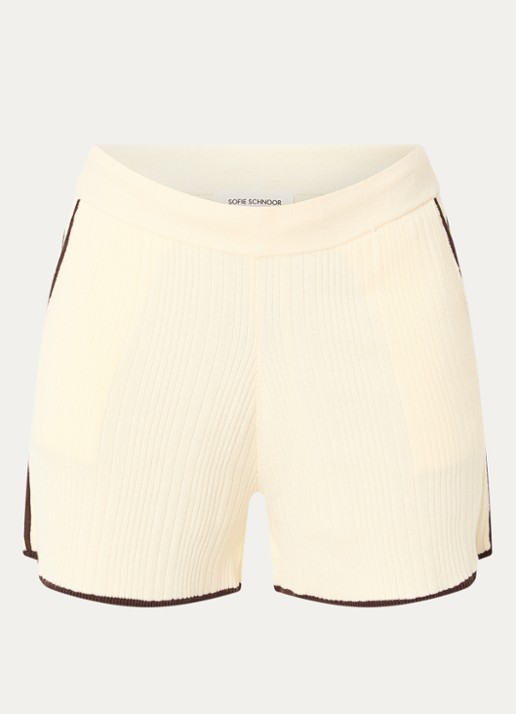 Sofie Schnoor Joliesw mid waist loose fit ribgebreide korte broek met steekzakken - voorkant ivoor