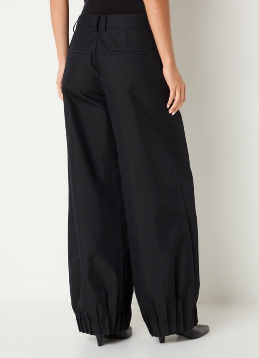 Sofie Schnoor Louanasw high waist balloon fit pantalon met plooidetail - achterkant 4 zwart