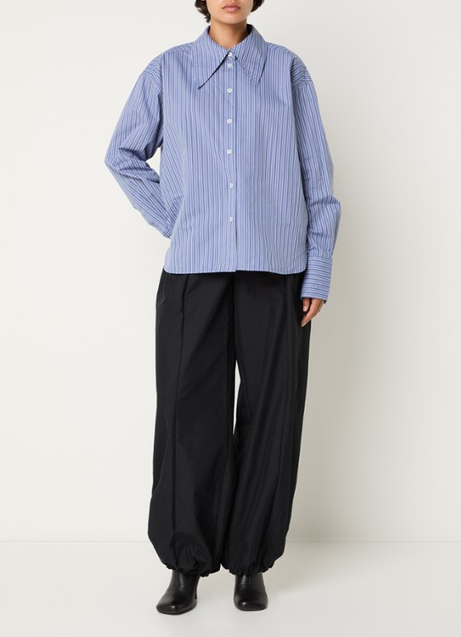 Sofie Schnoor Mashasw blouse met streepprint - voorkant 2 staalblauw