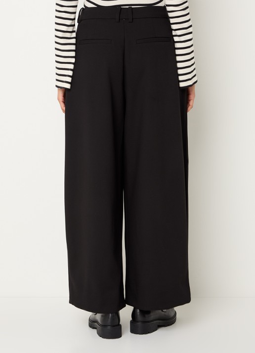 Sofie Schnoor Modena high waist wide fit pantalon met steekzakken - achterkant zwart