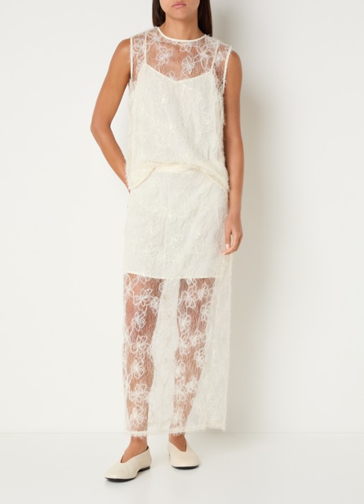Sofie Schnoor Odessasw semi-transparante top van mesh met pailletten en borduring - voorkant 4 creme