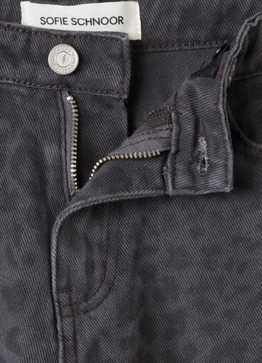 Sofie Schnoor Tokyosy loose fit jeans met panterprint - detail antraciet