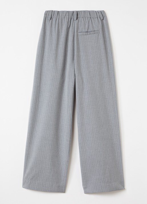 Sofie Schnoor Wide fit pantalon met krijtstreep - voorkant 2 grijs