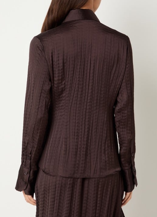 Sofie Schnoor Wildasw blouse met structuur - achterkant 4 donkerbruin