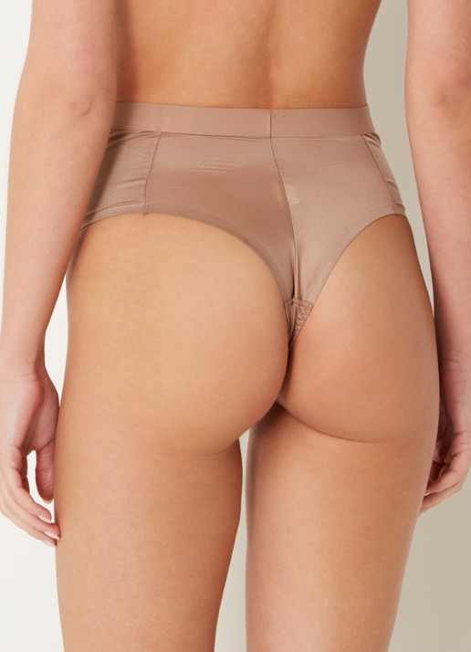 SPANX Invisible corrigerende string - achterkant lichtbruin