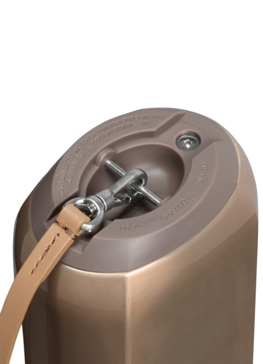 Stanley De Clutch waterfles 47 cl  - detail 4 goud