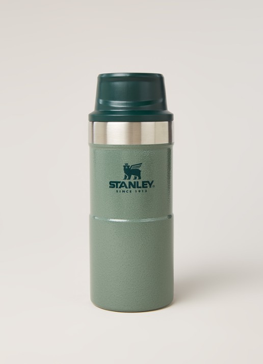 Stanley The Trigger-Action Travel Mug thermosbeker 35 cl - voorkant 3 legergroen