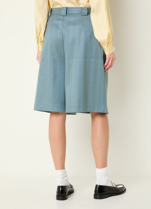 Stella Nova Mid waist wide fit korte broek met visgraat dessin - achterkant petrol
