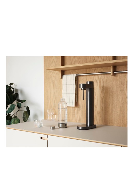 Stelton Brus bruiswatertoestel - detail 2 zwart