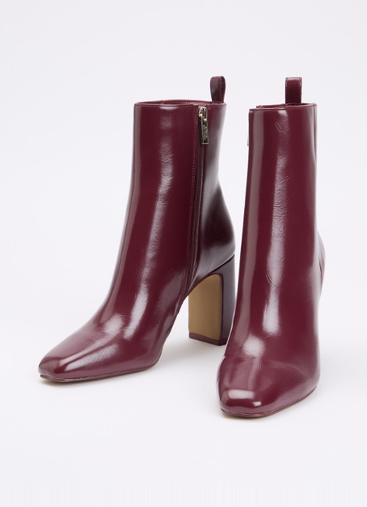 Steve Madden Adelisa enkellaarsje met lakfinish - detail 2 aubergine