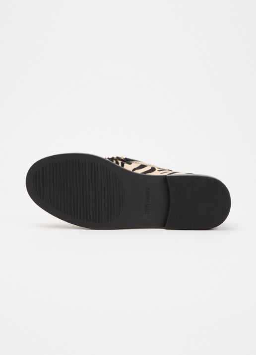 Steve Madden Adison-A loafer van leer met zebraprint - detail 3 creme