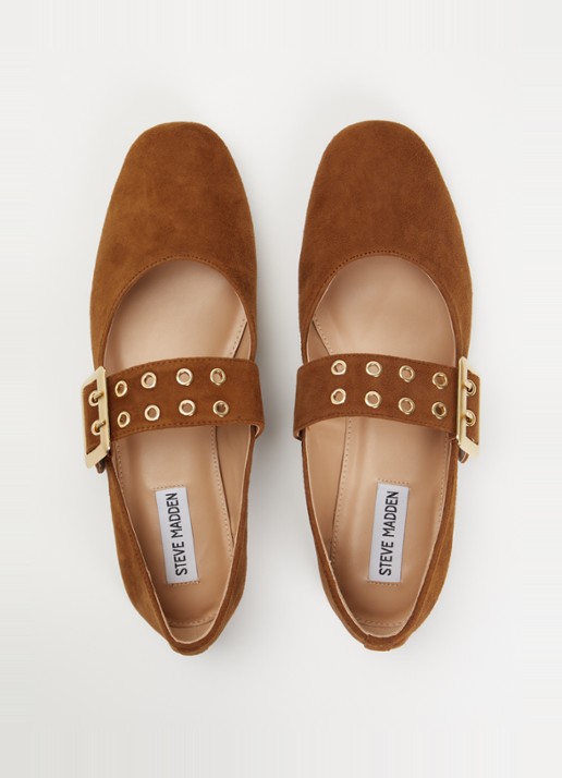 Steve Madden Atlantica ballerina van suède met gespdetail - detail 4 kastanjebruin