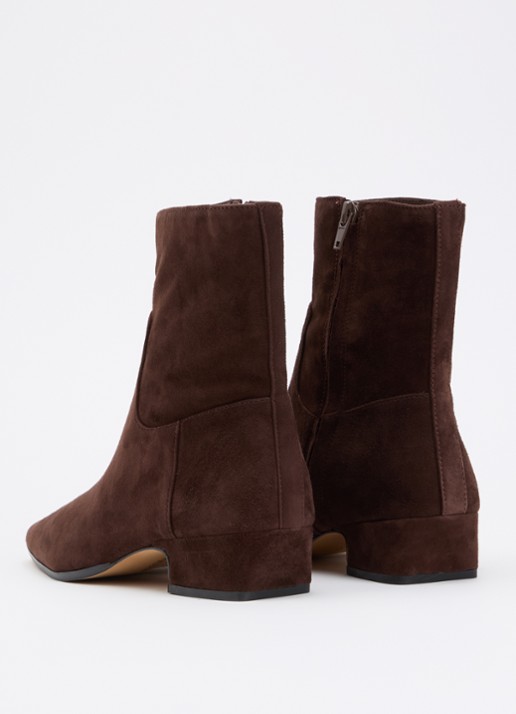 Steve Madden Dusty enkellaarsje van suède - achterkant 5 donkerbruin