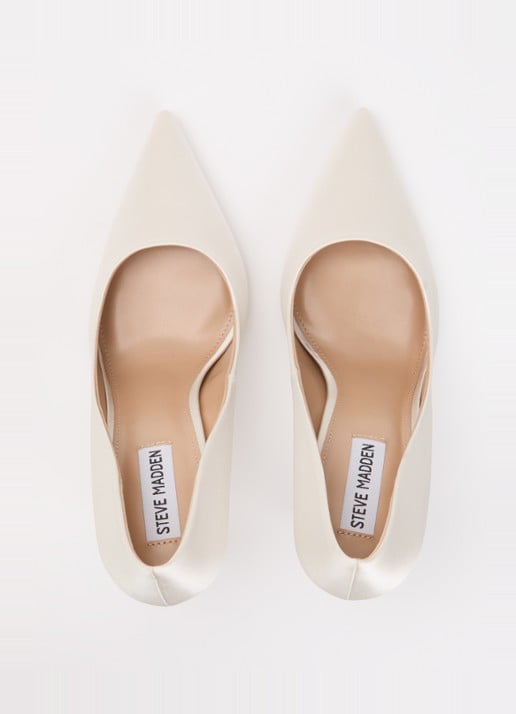 Steve Madden Thrive pump van satijn - detail 4 ivoor
