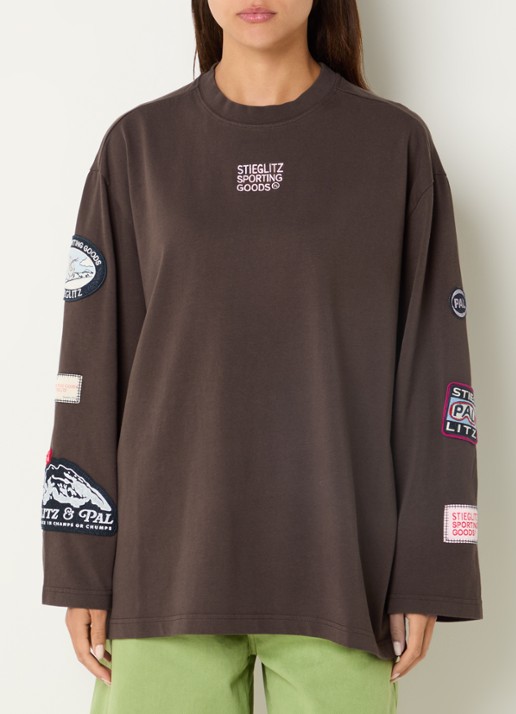 Stieglitz Juliana oversized longsleeve met logo- en backprint - achterkant 3 donkerbruin