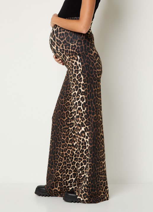 Stieglitz Sabrina high waist flared fit zwangerschapsbroek met panterprint - detail 2 bruin