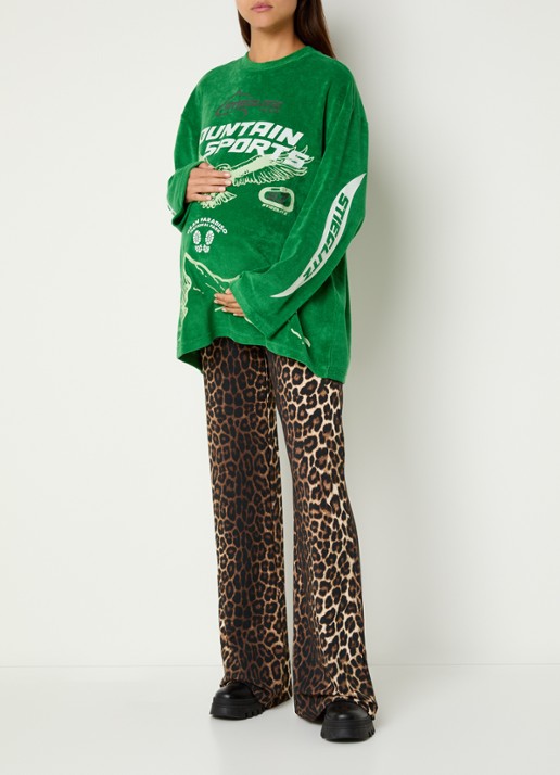 Stieglitz Sabrina high waist flared fit zwangerschapsbroek met panterprint - voorkant 5 bruin