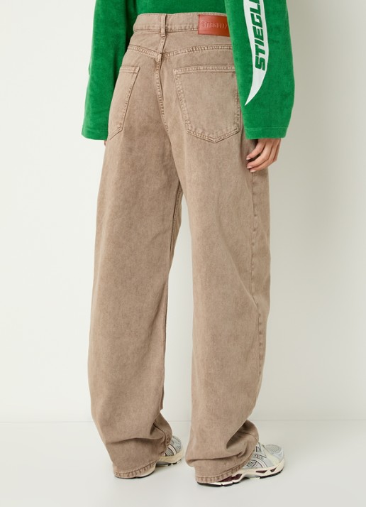 Stieglitz Teresa high waist loose fit jeans met steekzakken - achterkant bruin