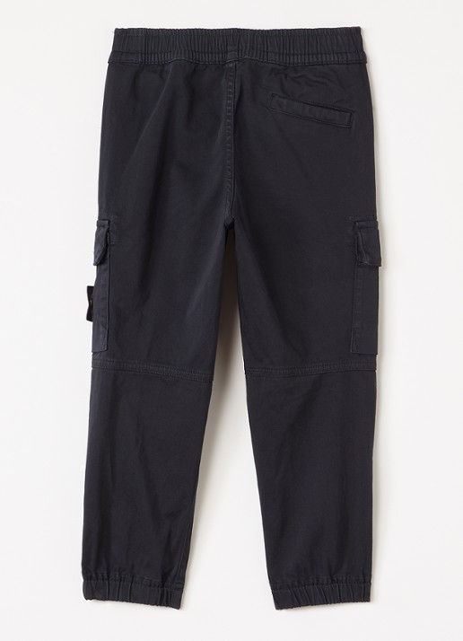 Stone Island 00006 tapered fit cargobroek met logo - voorkant 2 donkerblauw