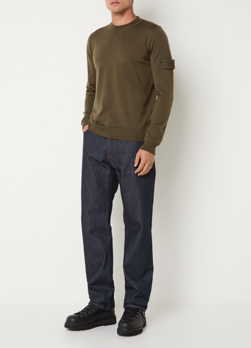 Stone Island 00074 fijngebreide pullover van scheerwol met logo - voorkant 2 legergroen