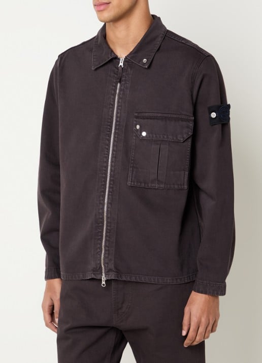 Stone Island 1200002 Overshirt van denim met logo - detail aubergine