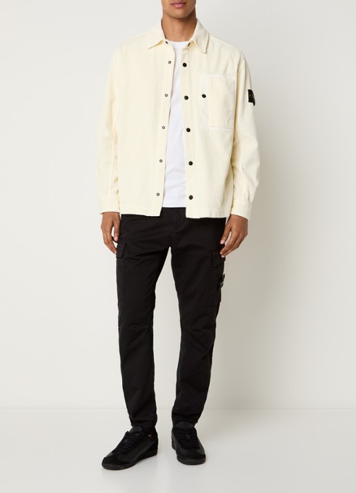 Stone Island 1200016 Regular fit overshirt van corduroy met borstzak - voorkant 3 ivoor