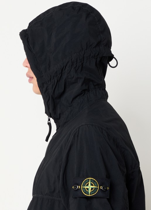 Stone Island 12572 regenjack met capuchon en klepzakken - detail 2 zwart