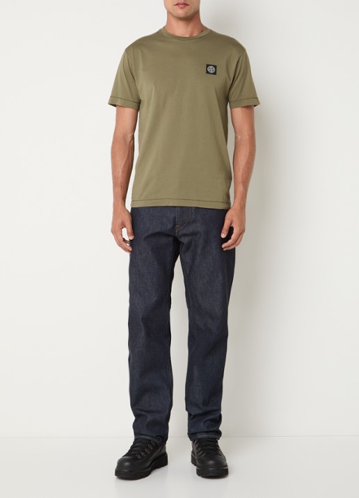 Stone Island 2100027 T-shirt met logo - voorkant 5 legergroen