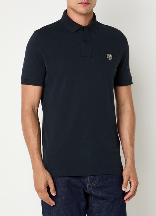 Stone Island 2200008 Slim fit polo van piqué katoen met logo - detail roze