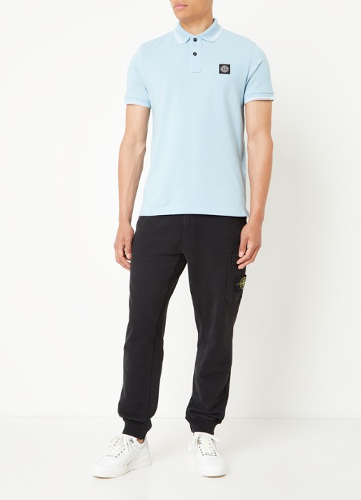 Stone Island 2SC18 slim fit polo van  piqué katoen met logo - voorkant 5 lichtblauw