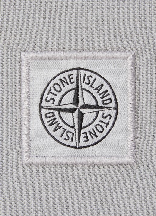 Stone Island 2SC67 slim fit polo van piqué katoen met logo - detail 3 middengrijs