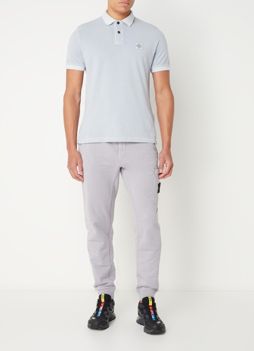 Stone Island 2SC67 slim fit polo van piqué katoen met logo - voorkant 4 lichtblauw