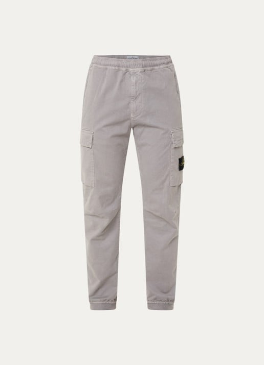 Stone Island 3100033 Tapered fit cargobroek met steekzakken en logo - voorkant 5 grijs