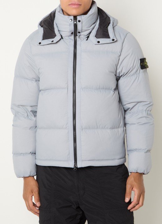 Stone Island S0483 puffer jack met donsvulling en afneembare capuchon