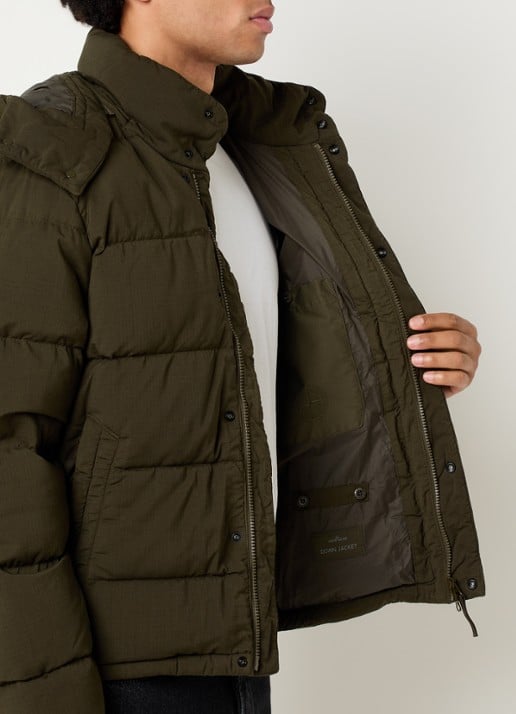 Stone Island 4100063 Puffer jack van scheerwol met donsvulling en afneembare capuchon - detail 6 legergroen