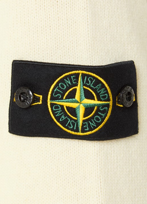 Stone Island 5100072 Fijngebreide trui in wolblend met logo - detail 5 gebroken wit