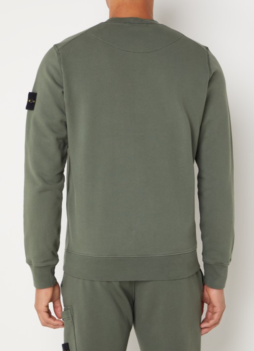 Stone Island 63051 sweater met logo - achterkant legergroen