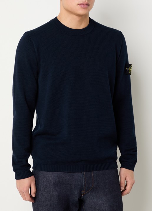 Stone Island 64011 fijngebreide trui met logoborduring - detail 4 donkerblauw