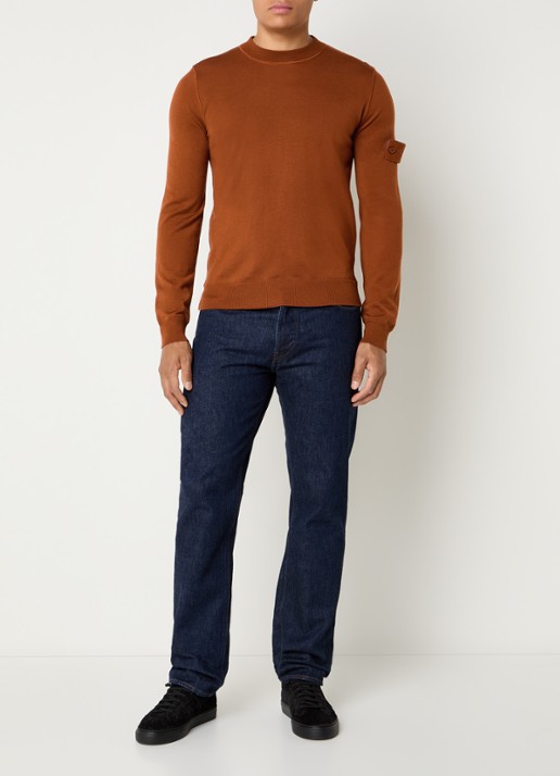 Stone Island S00FC fijngebreide trui van scheerwol met logo - voorkant 5 roodbruin