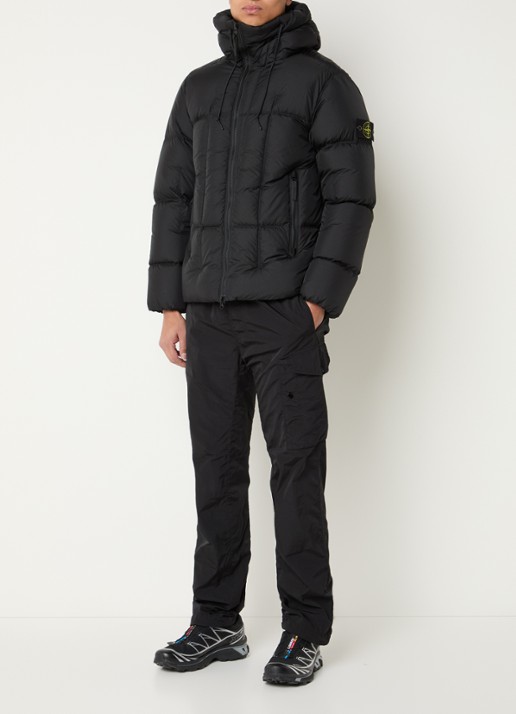 Stone Island S0302 puffer jack met donsvulling en capuchon - voorkant 5 zwart