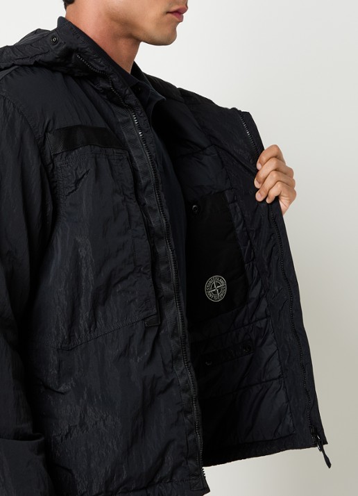 Stone Island S0405 jack met capuchon en logo - detail 4 zwart