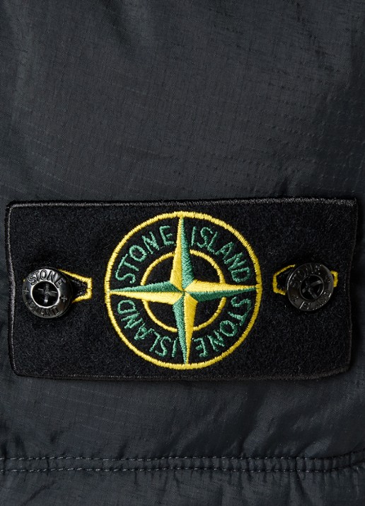 Stone Island S0483 gewatteerde bodywarmer met donsvulling - detail 3 zwart