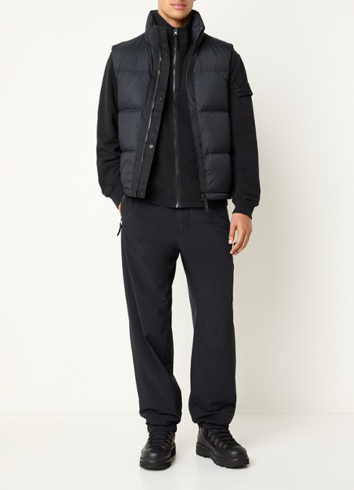 Stone Island S0483 gewatteerde bodywarmer met donsvulling - voorkant 6 zwart