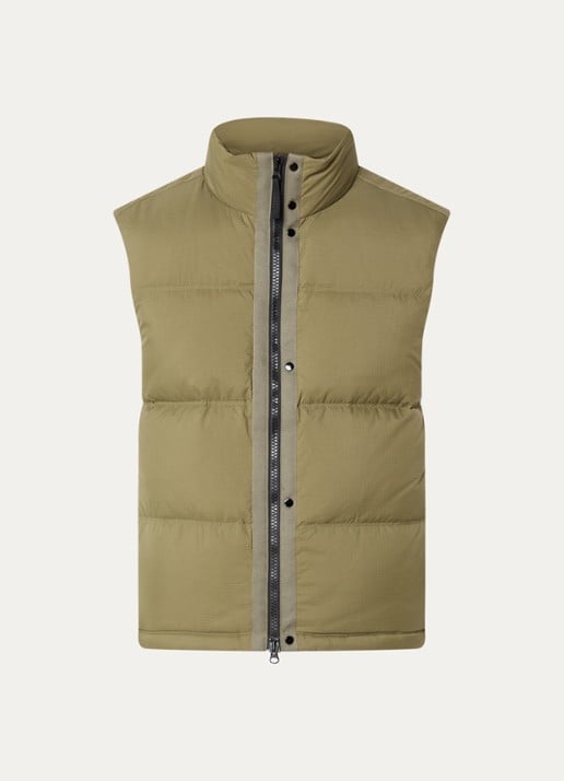 Stone Island S0483 gewatteerde bodywarmer met donsvulling - voorkant 5 legergroen
