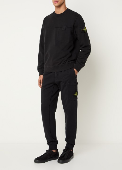Stone Island S0A20 sweater met logo en borstzak - voorkant 4 zwart