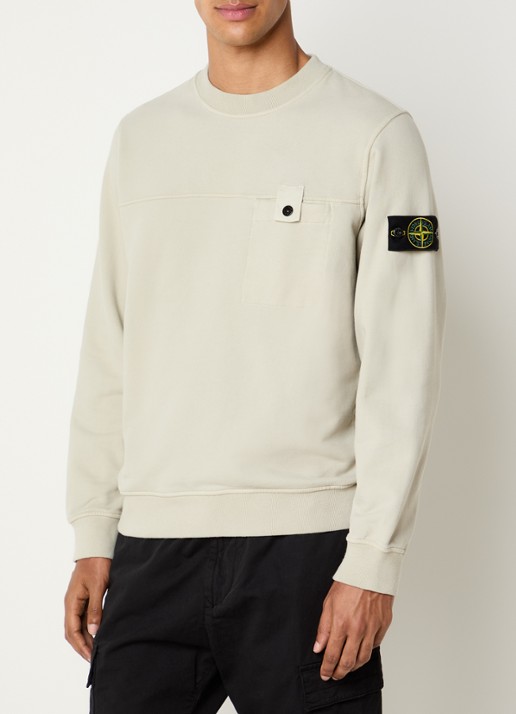 Stone Island S0A20 sweater met logo en borstzak - detail 3 zand