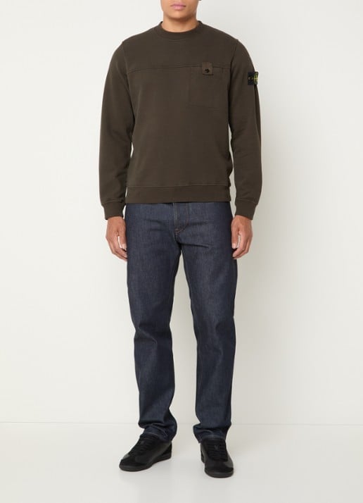 Stone Island S0A20 sweater met logo en borstzak - voorkant 5 bruin
